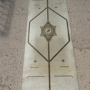 Liforme White Magic Travel Yoga Mat